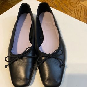 Zara Flats